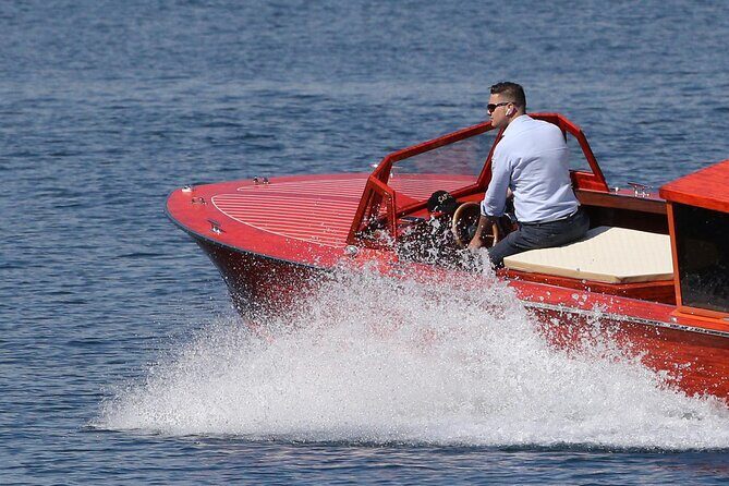 1 Hour Private Wooden Boat Tour on Lake Como 10 pax - Stop 2: Villa Olmo and the Odescalchi Legacy