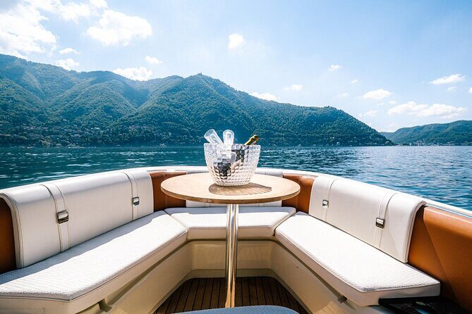 1H Luxury Cruise Como Lake Tender Yacht Invictus 9 Pax - Stop 3: Moltrasio, Carate Urio, and Laglio (George Clooney territory)