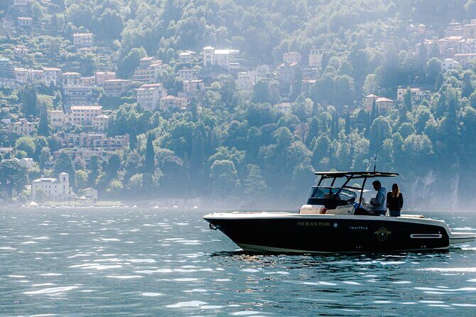 3H Private Cruise Lake Como Tender yacht Invictus 6 pax - Stop 1: Isola Comacina (45 Minutes) and the Smugglers’ Cave Story