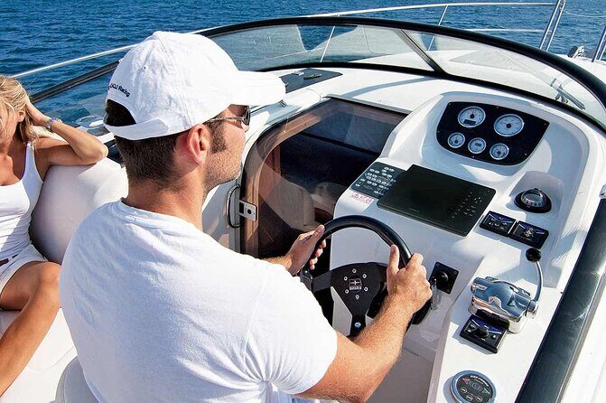 Private Lake Como Boat Tour with Captain Exclusive Scenic Cruise - Key things to know before you go